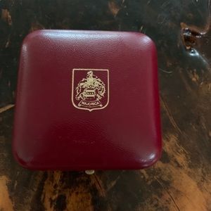 Majorica clipon earings un used